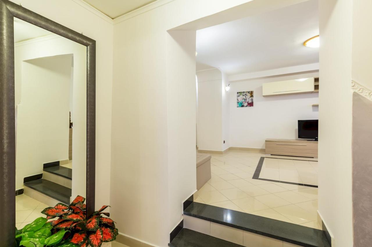 那不勒斯Qs1 - Indipendent Flat In Center公寓 外观 照片